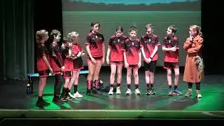 Trí náid síos ag leath ama, Scoil Chonaill, An Bun Beag