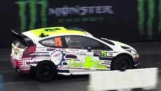 Gigi GALLI vs Valentino ROSSI - Monza Master's Show 2014
