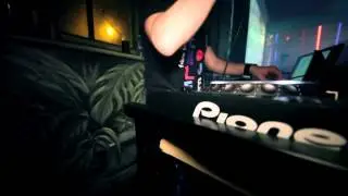 DJ HAZEL - 15 Baniek - HULL - 1 Listopad