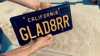 How to Install a Silicone Anti-Scratch License Plate Frame - Tactilian