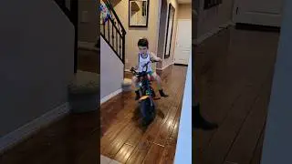 Riding HYPER GOGO Cruiser 12  Kid's Motorbike #electricbike #ebike #ebikes