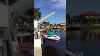 Davit Boat Lift