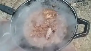 ผัดไก่แซ่บๆๆ