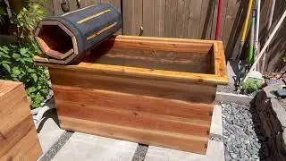 Custom Outdoor Ofuro-Style Cedar Hot Tub