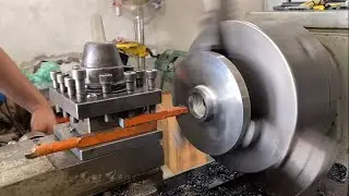 TRABALHO PERFEITO de USINAGEM no TORNO MECÂNICO GIGANTE ROMI NTS 410