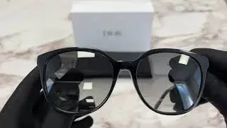Christian Dior Sunglasses Model-30MontaigneMini-SI CD40018I Color-01B Shiny Black Gold-Smoke Gra...