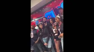 LeToya Luckett at the Houston Texans game #letoyaluckett #americanartist #explorepage #houston #tx