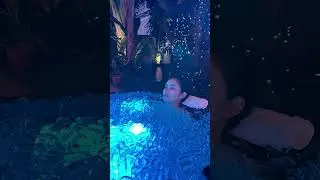 Ice Baths in Bangkok at Night in Thonglor