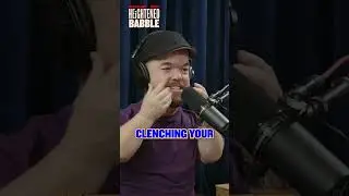 Клинт Иствуд &mdash; это просто правый Джо Байден @HeightenedBabble