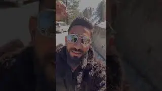 ￼Walk into snow⛄️#snow #snowfall #nikhilisrani #travelvlog #shorts  #travelwithisrani #jammukashmir