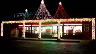 Pierre's Christmas lights 2009 (Grand Mart Convenience Store)