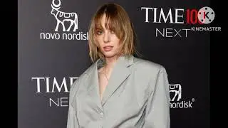 Maya Hawke laces into Prada Derby 👞 shoes at time 100 next 2023 red carpet