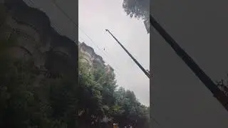 Too extreme #crane  #concretelifting