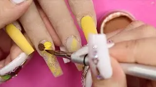 🌻 Diseño En Tonos Amarillos Con Girasoles 🌻 en 3D...... Bellísimas 😘