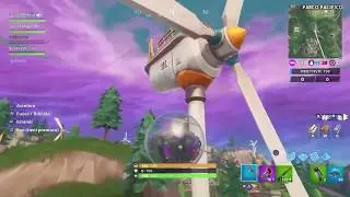 FORTNITE : Visita diverse turbine eoliche in una sola partita