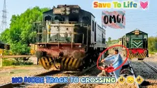 02 DN Khyber Mail And 26 DN Bahauddin Zikriya Express Through passed Out Sher Shah Railway Station 