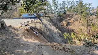 地震の影響で危険な状態に「巌門」
