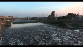 DJI Phantom 4 4K video across the Stone Arch Bridge Minneapolis