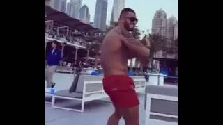 Erko Jun dancing