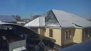 Snow melt on the roof - Timelapse