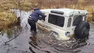 Land Rover Defender Puma 