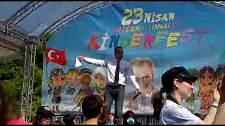 Muhabbet 2011 Berlin - 23 Nisan Internationales Kinderfest