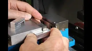 Magnetic parallel holders for the mill vise