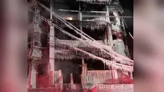 Boston firefighters battle blaze in -18 degrees