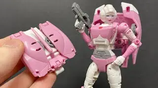 Transformers SS86 Arcee UPDATE You CAN Remove Her BACKPACK?!