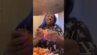 Dinner Time with Jamaica's dancehall artist Spice Official.  #shorts #spice