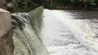 The Pequest River