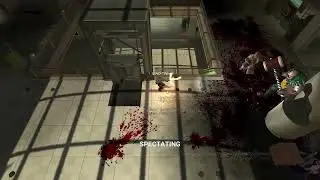 A heavy is trying to kill Happy in Ultimate Zombie Defense