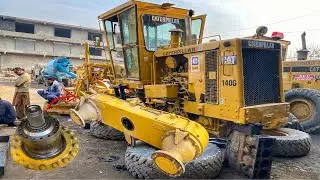 The Caterpillar Grader Tandem Seal Was Broken. Repair with Ancient Technology