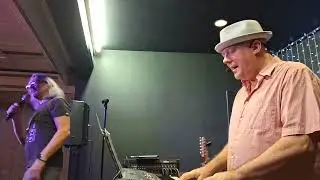 Sax In The City / Club Duo 