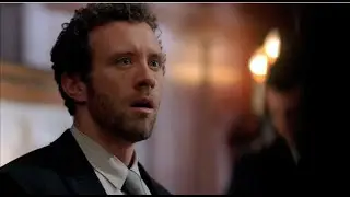 Bones 4x22 - Booth and Brennan steal the body while Hodgins is giving a speech at the funeral
