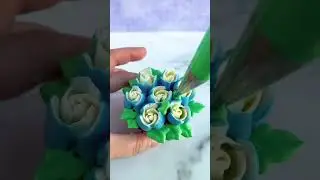 Satisfying Piping Roses on a Cupcake! #shorts #cupcake