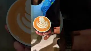 Cappuccino Tulip Art ☕🌷 | Satisfying Coffee Art by Barista #Shorts