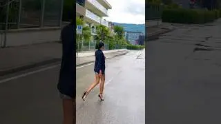 Walking gracefully in heels in Italy 🫦🫦🫦🔥#longlegs #highheelswalking #elegant 🔥