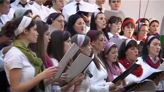 Din Splendori si Glorii