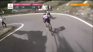 Vincenzo Nibali, hair-raising bunny-hopping on the descent