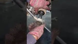 Damaged thread on CV joint