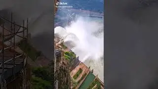 Travel Through Nature in 15 Seconds 🚶&zwj;♂️ #earth