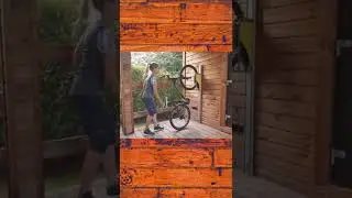 Amazing Space Saving Bike Parking|Vertical Bicycle Lift #shorts #bicyclegadgets #bikestand #bicycle