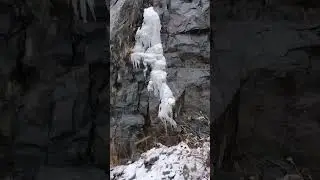 How Did Winter Turn Water Into Glass?#WinterMagic#NatureShorts