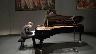 Albert Cano Smit plays M. Ravel Pavane pour une infante défunte