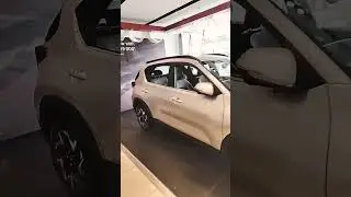 Kia Sonet GTX Plus Sparkling Silver Colour .