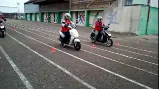 Formation scoot Freinages pr&eacute;cis.Permis AM  27/12/2016 Auto Moto &Eacute;cole Genevey Isere