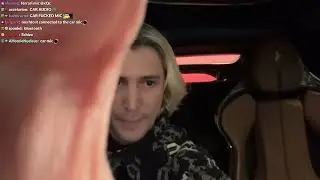 xQc goes IRL with Aiko to buy a computer monitor