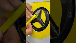 Wrap Mercedes Emblem Star in Gloss Black Vinyl
