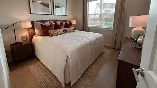 Perfect minimalist 2 bedroom 2 bathroom with a tiny backyard TOUR